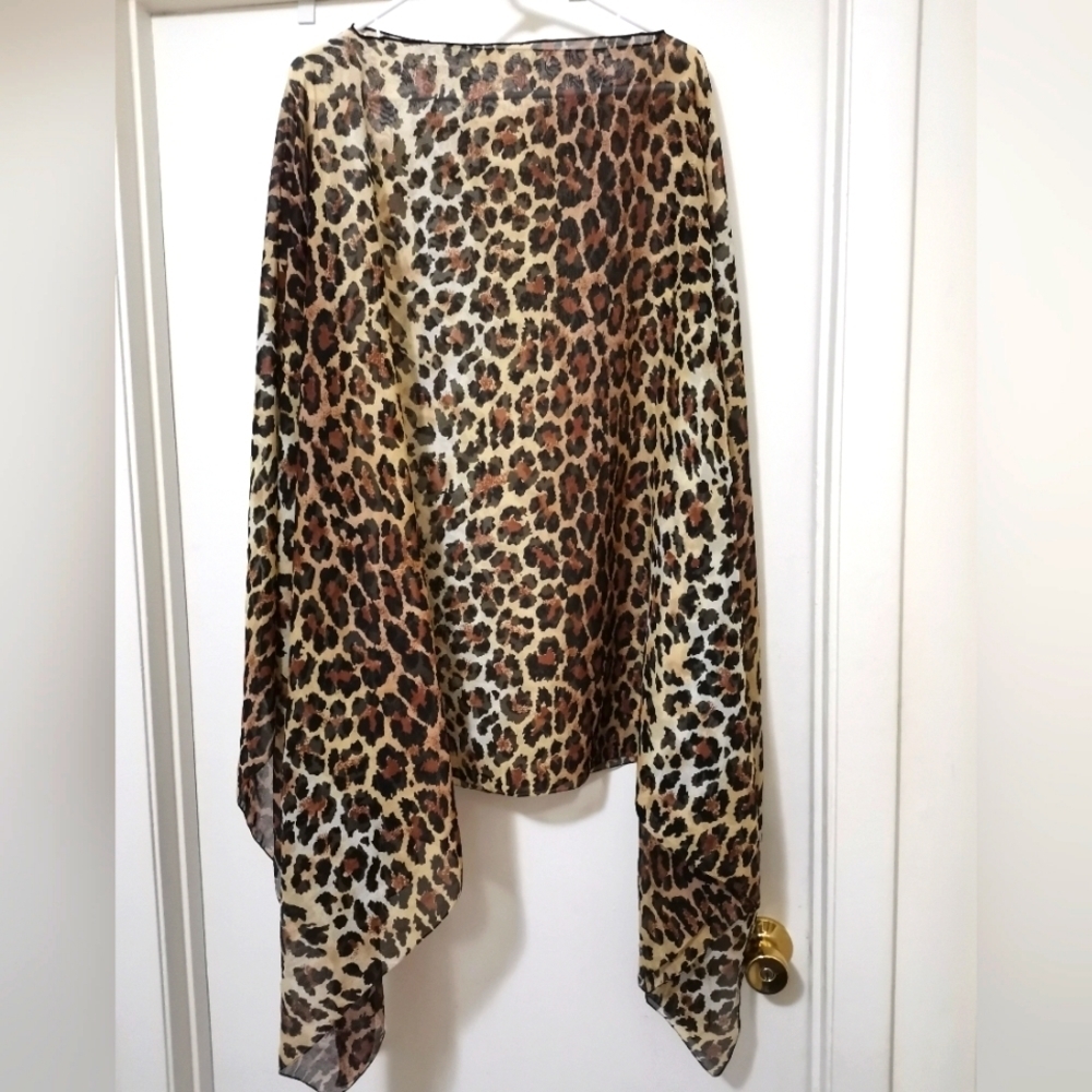 Nordstrom 100% Polyester Leopard Print Poncho